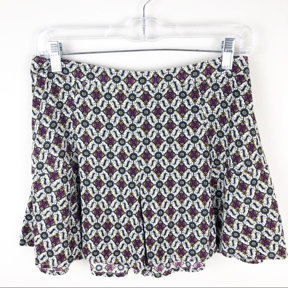 Hollister- cozy summer time relaxed shorts size: S - Picture 1 of 9